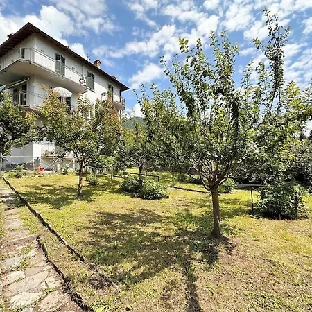 Gioia Del - *