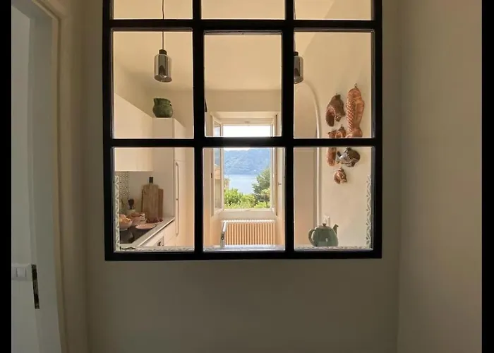 Gioia Del - *